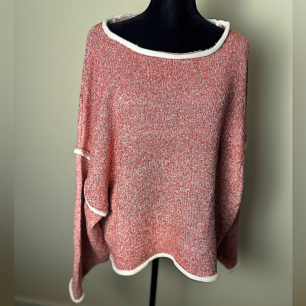 POL Pink & White Women’s Oversized Long Sleeve Round Neck Sweater Size Large